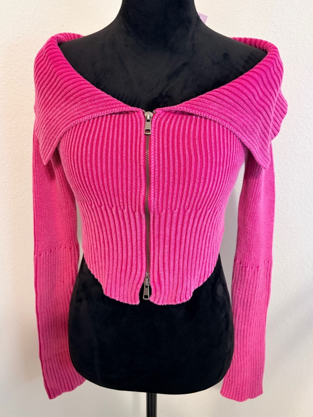 NWT Wild Fable Off-Shoulder Ribbed Zip-Front Sweater Cardigan - Hot Pink